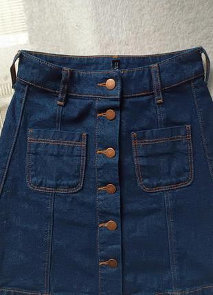 Джинсовая юбка с пуговицами 2