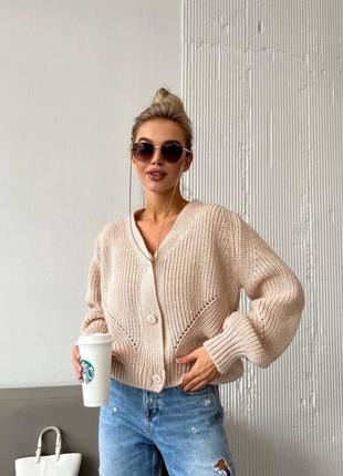 Стильный укорочённый кардиган на пуговицах 50% шерсть