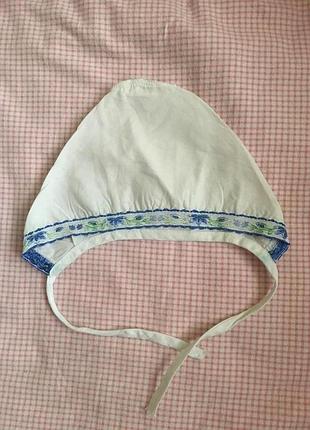 Продам чепчик. чепчик с вышивкой. чепчик на 3-6 мес