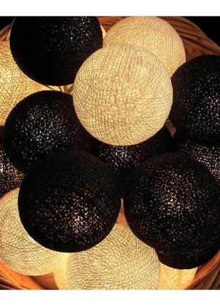Гирлянда тайские шарики-фонарики cblчерно-белая 20 шариков, 2.5 м