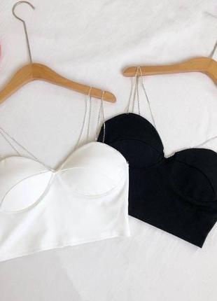 Топ с цепочкой из страз