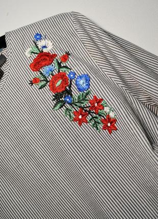 Красивая рубашка в полоску в вышивку цветы с длинным рукавом3 фото
