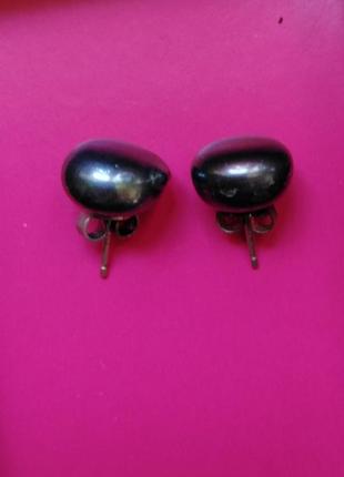 Серьги - гвоздики с натуральным чёрным жемчугом, голландия3 фото