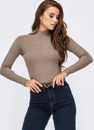 Базовий рожевий персиковий гольф з фактурного в'язаного трикотажу з невисоким коміром3 фото