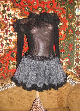 Класна пишна американська спідниця ту-тудля фотосесії