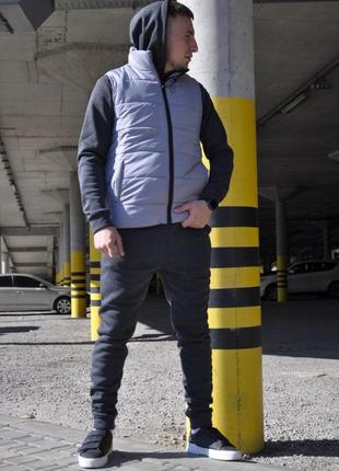 Чоловічий зимовий спортивний костюм + жилетка без капюшона чорний із сірим  ⁇  комплект худі та штани7 фото