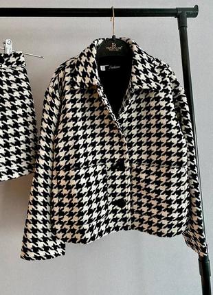 Твидовый костюм юбка и пиджак гусиная лапка