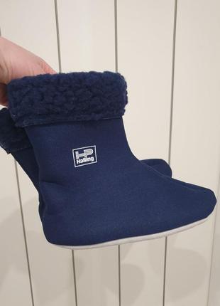 Домашние теплые высокие тапочки