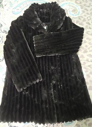Шубка жіноча штучна. bernardo collection. s/м