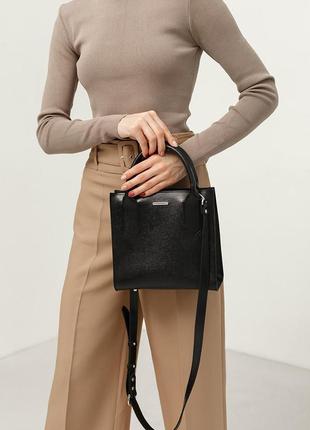 Женская кожаная сумка кросс-боди через плечо из натуральной кожи черная saffiano7 фото
