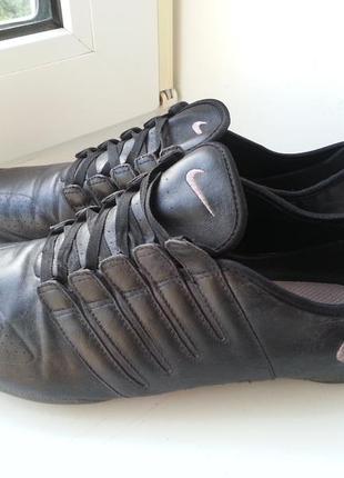 Спортивные туфли nike 37.5р. (24.5 см.)3 фото