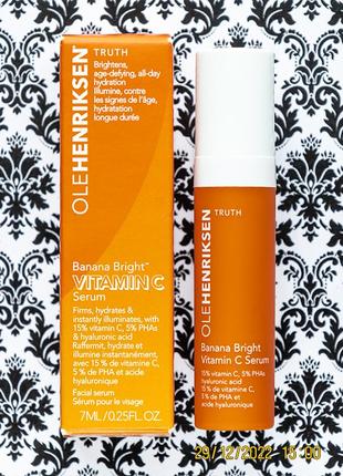 Антивікова освітлююча сироватка для обличчя ole henriksen truth banana bright serum vitamin c 7 мл