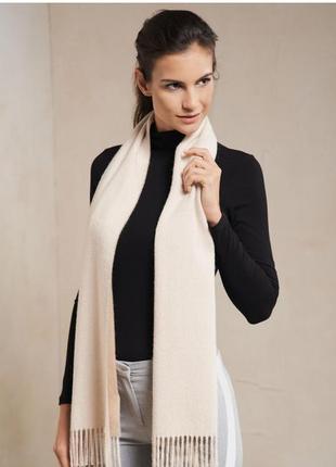 Шерстяной шарф