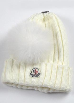 Зимова жіноча шапка moncler з помпоном5 фото