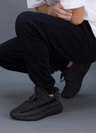 Мужские кроссовки adidas yeezy boost 350 v2 black 40-41-42-43-44-456 фото