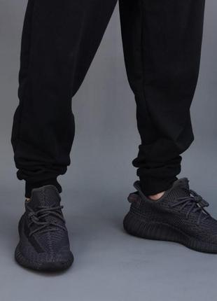 Мужские кроссовки adidas yeezy boost 350 v2 black 40-41-42-43-44-453 фото