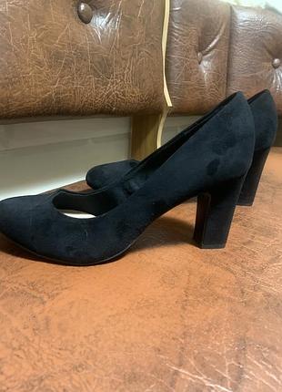 Класичні туфлі на зручній колодці new look2 фото