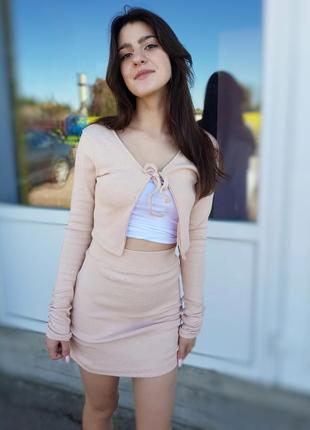 Костюм женский двойка летний  missguided светло-бежевый