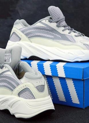 Мужские кроссовки adidas yeezy boost 700 v2 grey white 40-43-445 фото