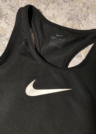 Спортивна жіноча майка nike