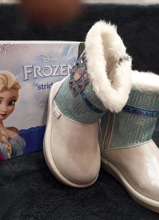Яркие зимние сапоги disney frozen icy 2года