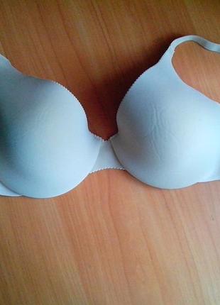 Зручний безшовний бюстгальтер maidenform 80 d