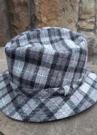 Жіночий капелюшок wegener.