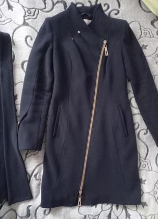 Пальто осень/весна качественный материал под пояс