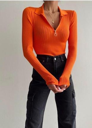 Свитер водолазка укороченый топ с длинным рукавом с замочком на груди на молнии