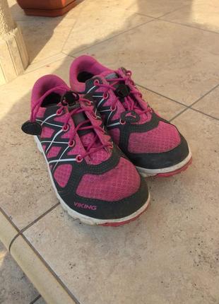 Кросівки viking