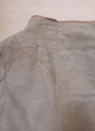 Повседневный аутфит пиджак на завязках и модные брюки с лампасами6 фото