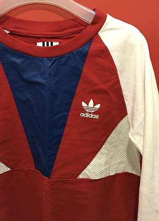 Світшот archive run swe adidas.оригінал 40р 4