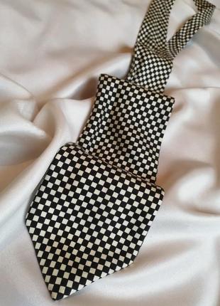 Неймовірна шовкова краватка