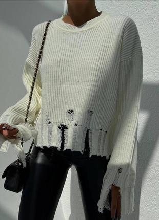 Светрики з рваним низом 💙