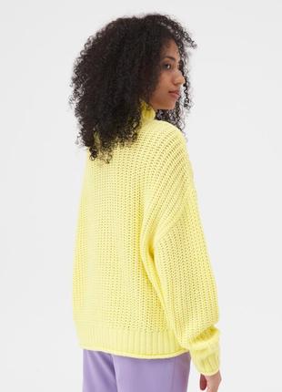 Лимонный свитер кофта