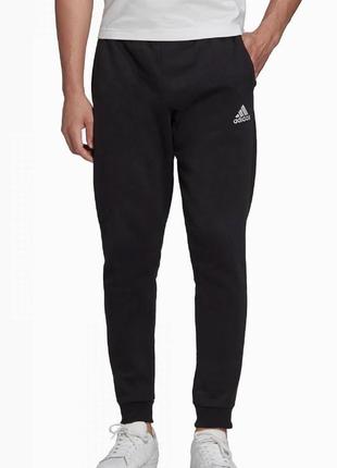 Adidas s оригинал сша в наличии мужские черные базовые спортивные штаны размер s на флиссе с логотипом adidas оригинал снизу на манжетах