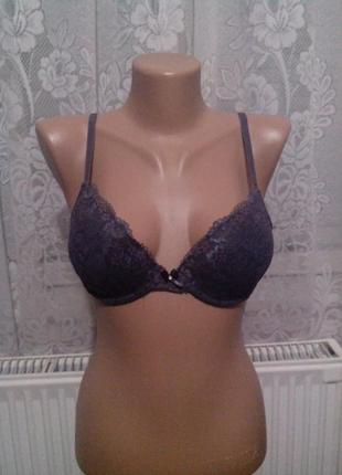 Стильний зручний бюстгальтер h&m 75b