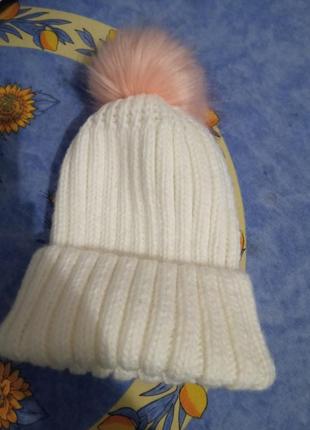 Белая шапка
