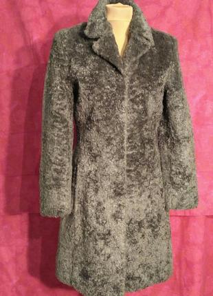 Пальто женское из искусственного меха. miss selfridge.1 фото