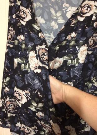 Шифоновая  блуза в цветочный принт3 фото