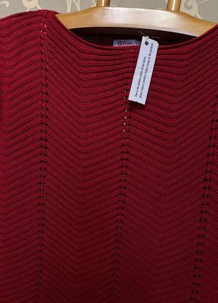 Дуже красивий і стильний брендовий светр 21-22.