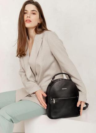 Жіночий шкіряний міні рюкзак практичний міський жіночий рюкзак з натуральної шкіри чорний3 фото