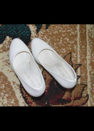 Туфли белые кожа! свадебные туфли2 фото