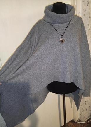 Вовняний 28%,асиметричний светр-туніка с подовженою спинкою і шийкою,milano moda італія
