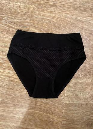 Шикаарні, базові котонові,  трусики, чорного кольору, в малиновий, горошок, від бренду: rosa junio.🌺
