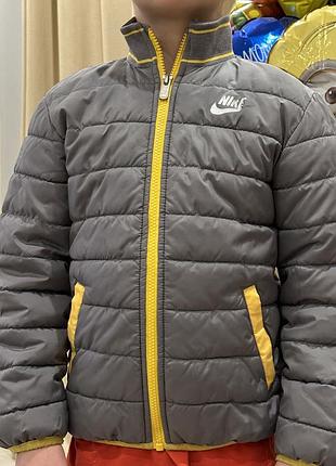 Nike курточка