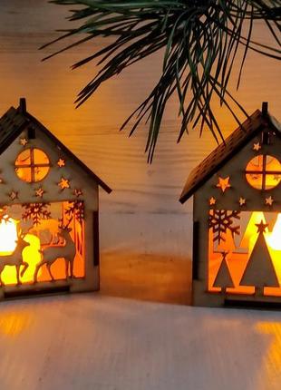 Новогодний домик с подсветкой led. деревянный домик с подсветкой. декор елочки.10 фото