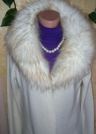 Элегантинное трикотажное вязаное белое длинное пальто с мехом/кардиган/кофта/ свитер/8 фото