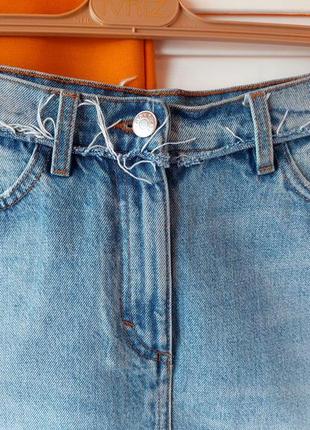 Юбка джинсовая высокая талия посадка с необработанным краем низом5 фото