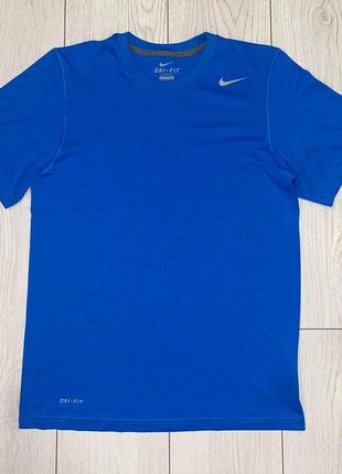 Чоловіча спортивна футболка nike dri-fit size s-м